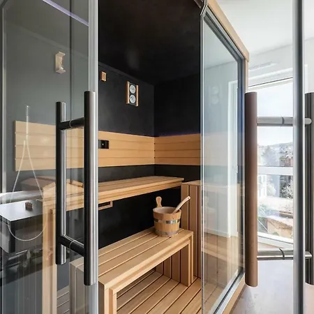شقة Luxury Lake View &